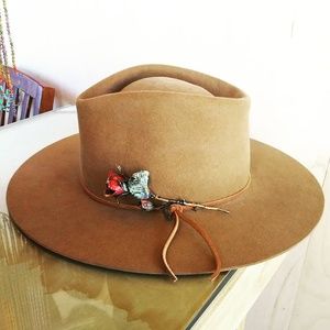 Handmade beaver blend fur felt hat NWT